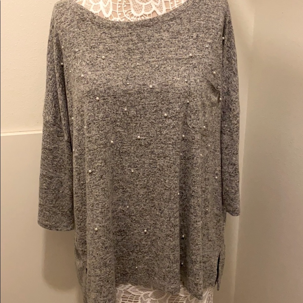 Women’s 1x Gray Pearl Top